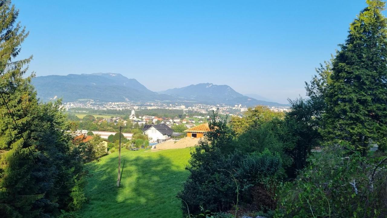 Fridas Place - Der Blick Ueber Ganz Villach - 160 M2 Ferienoase - Ganzes Haus Bis Zu 8 Personen Εξωτερικό φωτογραφία