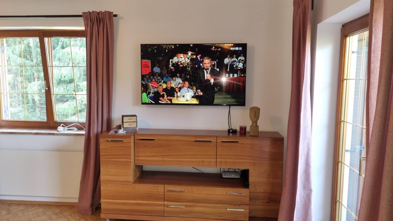 Fridas Place - Der Blick Ueber Ganz Villach - 160 M2 Ferienoase - Ganzes Haus Bis Zu 8 Personen Εξωτερικό φωτογραφία
